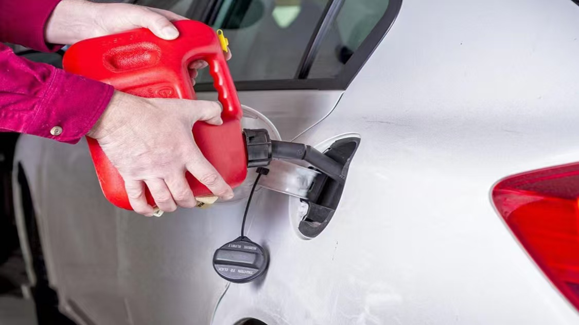 1740984711939577.jpg 送油10.jpg